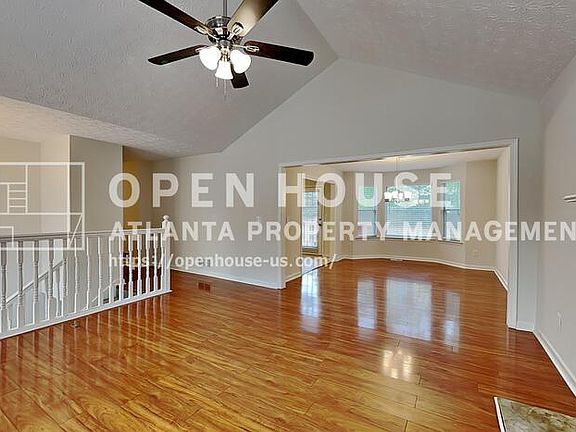 3rd image of 60 King William Dr