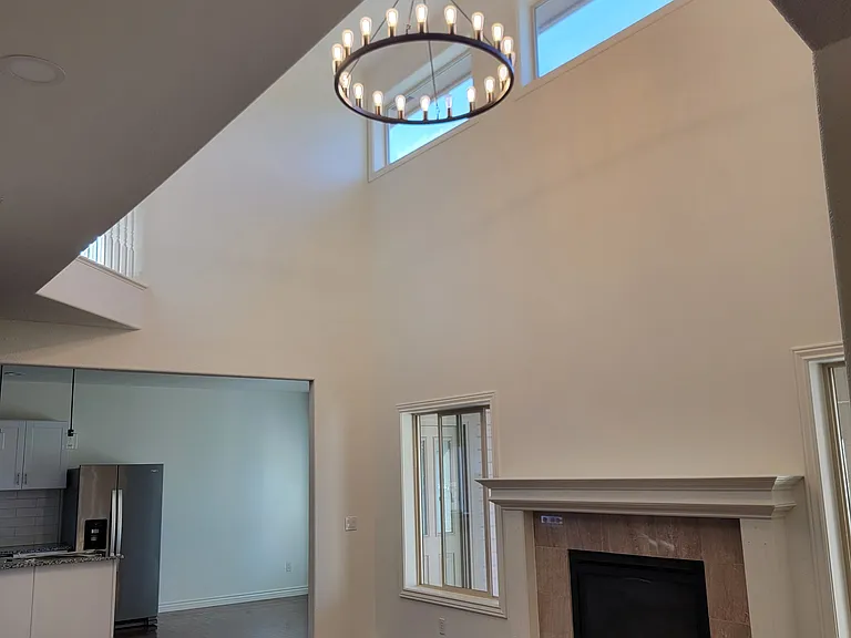 2880 W Ravenna St — Photo 62