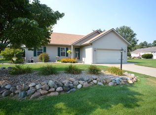 53893 Spring Mill Dr W, Elkhart, IN 46514