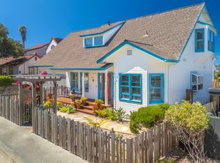 306 6th St, Pacific Grove, CA 93950