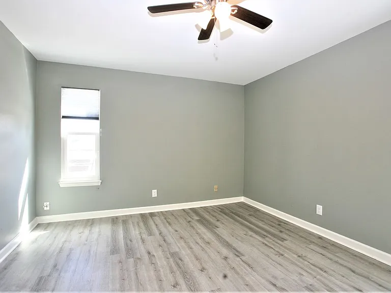 4014 Irwin St — Photo 13