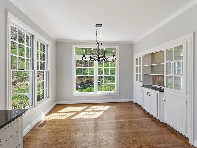 710 Ashley Run — Photo 13