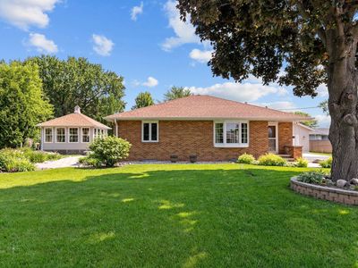 1083 Lakeshore Dr, Menasha, WI, 54952