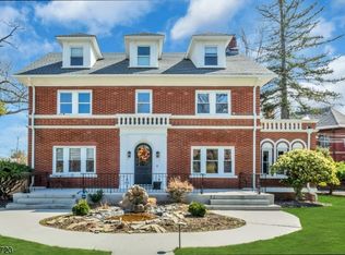 517 W 8th St, Plainfield, NJ 07060