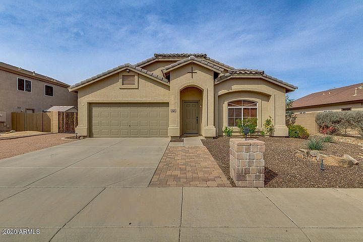 1st image of 462 E Rosebud Dr