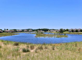 1685 E Harbour Towne Cir, Muskegon, MI