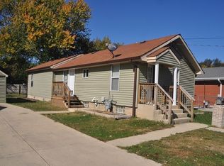 822 N May St, Aurora, IL 60506