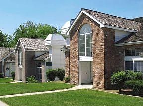 2nd image of 4812 Santana Cir