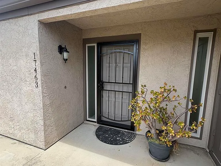 17463 Plaza Dolores — Photo 19