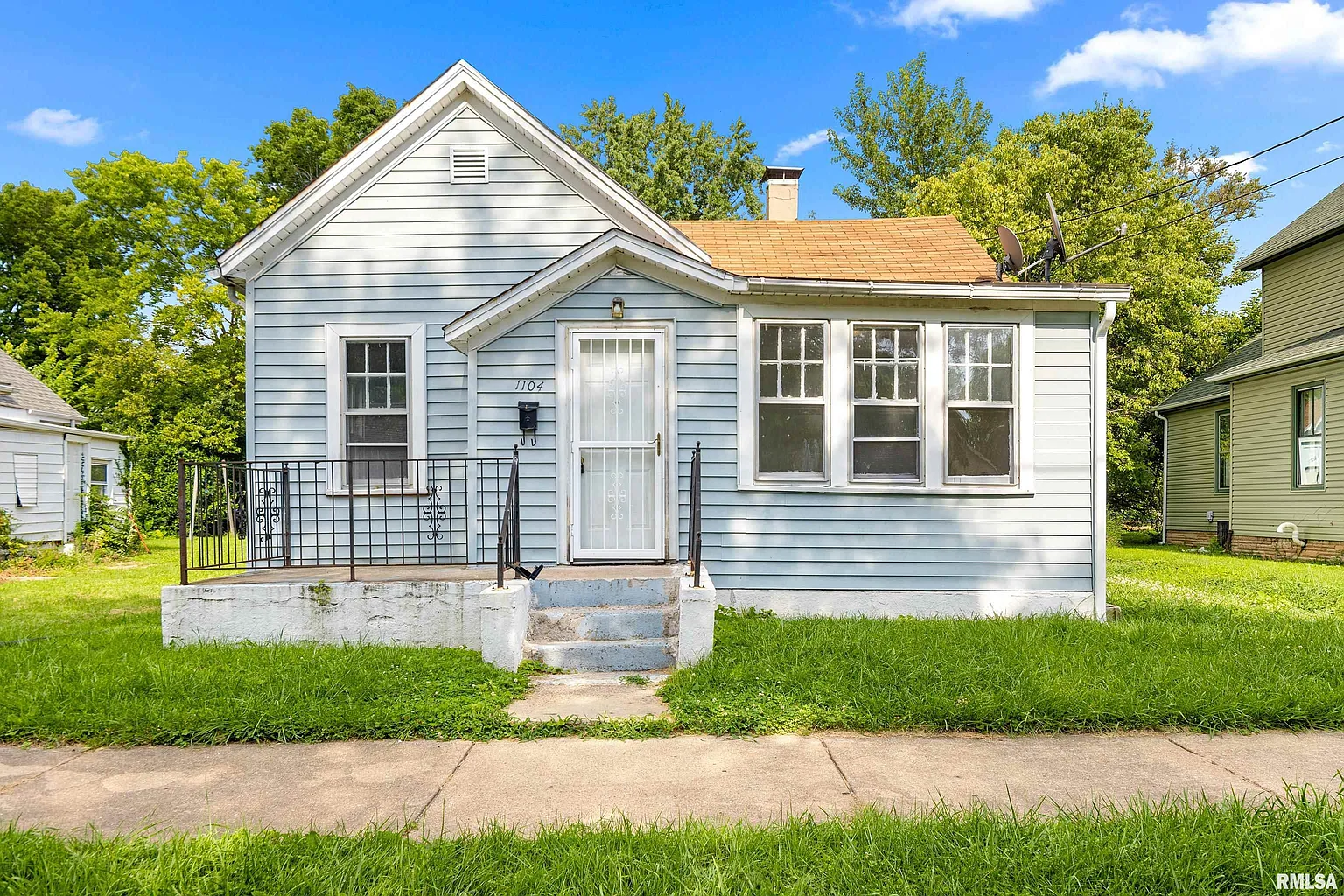 1104 N Garfield Ave photo 1