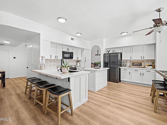 5th image of 3514 N HEATHER Lane