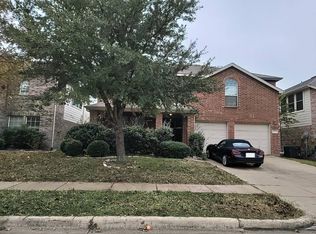 713 Hickory Ln, Fate, TX 75087