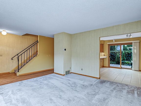4th image of 3803 45th St E