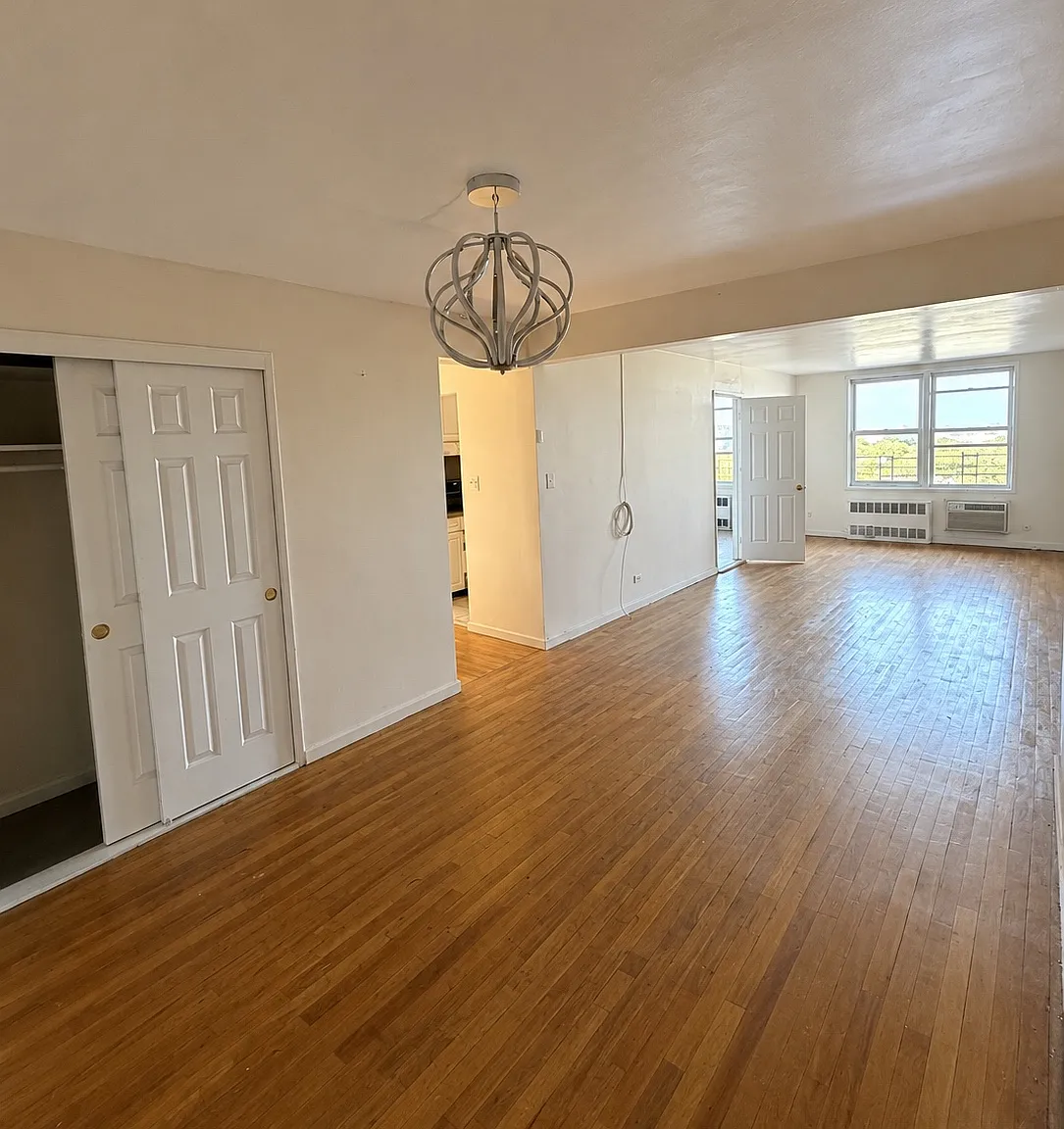 2 bed, $3,000 — Photo 2