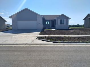 1830 S Stephanie St, Wichita, KS 67207