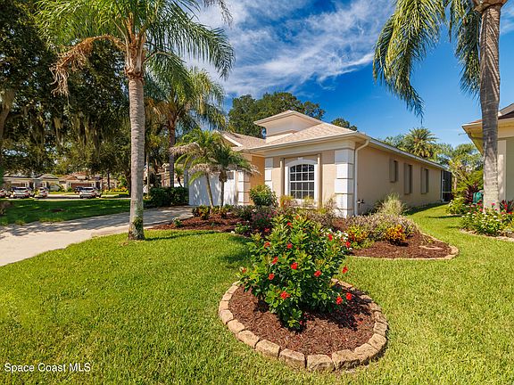 3rd image of 2635 Village Ln