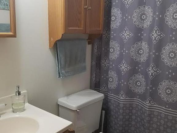 5th image of 4041 Jay Lee Dr