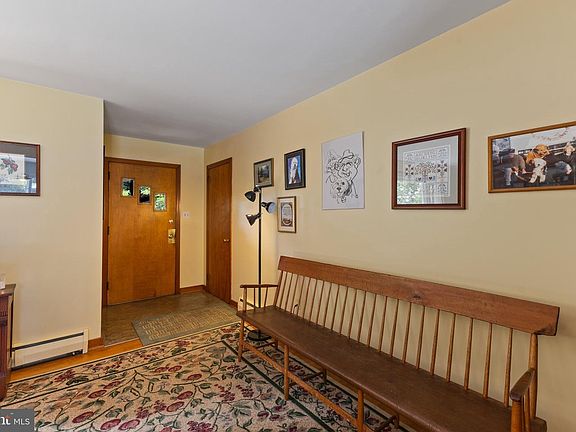 5th image of 287 Nimitz Ave