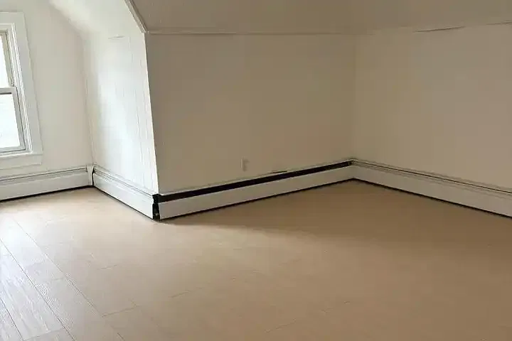 2 bed, $1,150 — Photo 4
