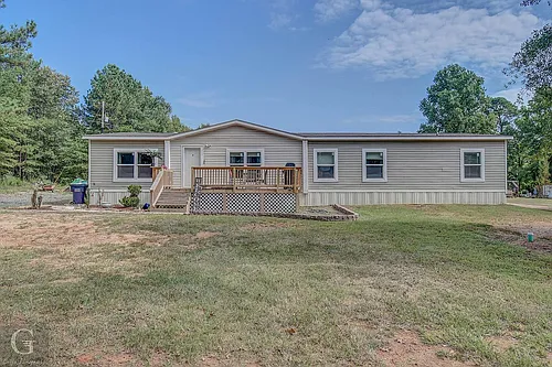 2153 Highway 2 Photo 1