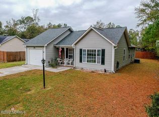 306 4th St, Maysville, NC 28555