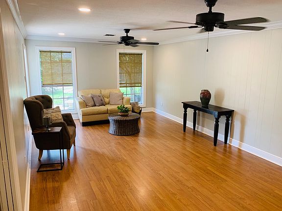 5th image of 122 Alyene Dr