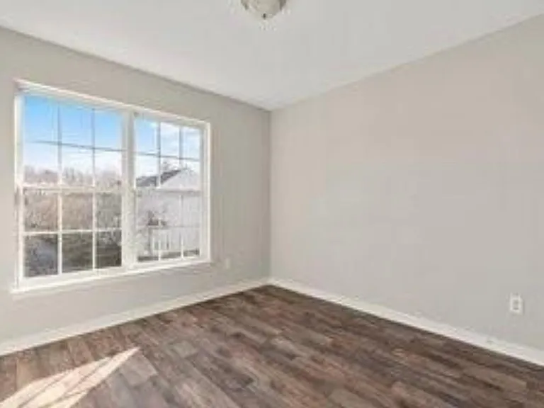 8712 Springwater Dr — Photo 18