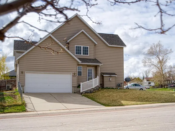 625 Oregon Ave, Gillette, WY 82718