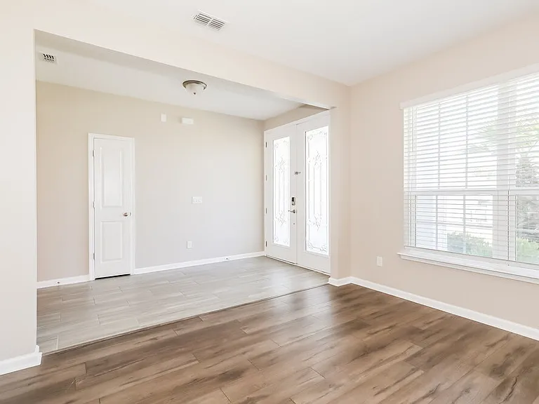 9843 Kevin Rd — Photo 6
