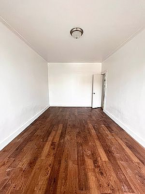 3rd image of 2530 Ocean Ave APT 11