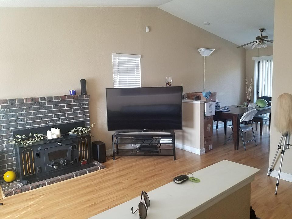 2nd image of 125 Evcar Way