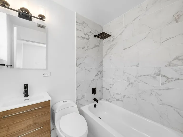 940 Jefferson Ave #8 — Photo 10