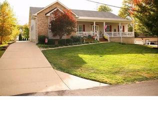 340 Harrison St, Florissant, MO 63031