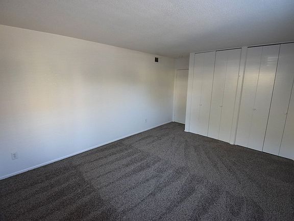 5th image of 2660 S Whitney Blvd