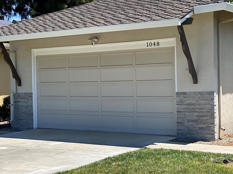1st image of 1048 Belvedere Ln