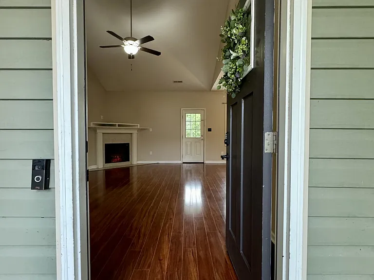 267 Boswell St — Photo 2