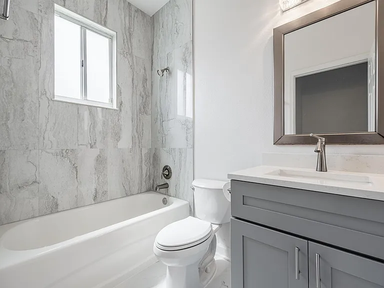 1st Floor Bathroom