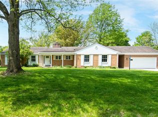 1073 Stanwick Dr, Beavercreek, OH 45430