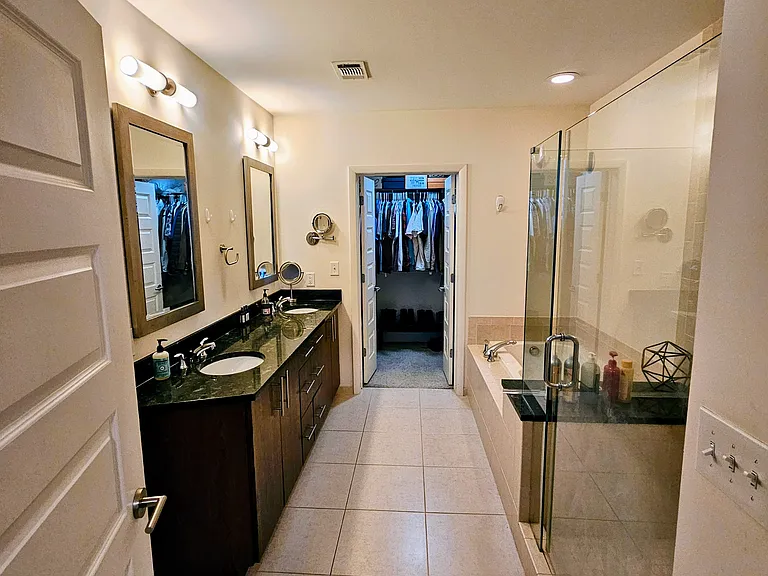 1080 Peachtree St NE #2313 — Photo 13
