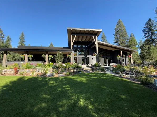 1805 Whitefish Village Dr, Whitefish, MT 59937