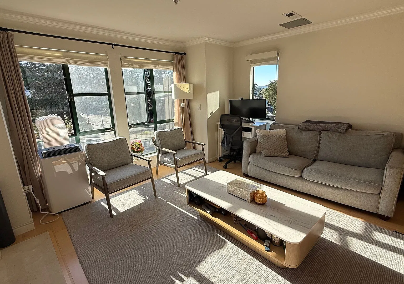 Epic REA - Amazing Spacious Twin Peaks 1 BR/1 BA Condo w/ Garage Parking — Photo 3