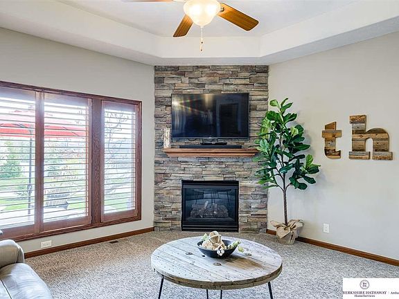 5th image of 19223 Pasadena Cir