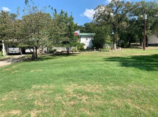 182 Fairway Dr, Nocona, TX 76255
