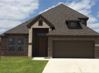 941 Cloudlock Dr, Saginaw, TX 76179