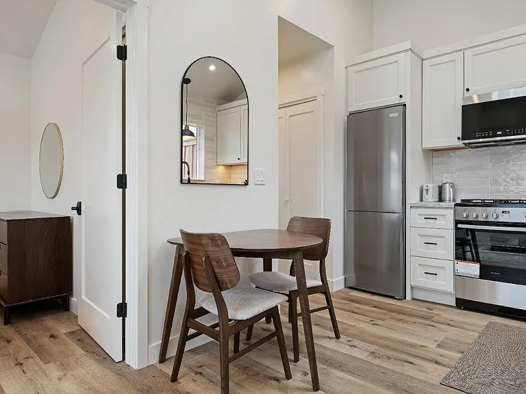 5057 San Vicente Dr #2 — Photo 2