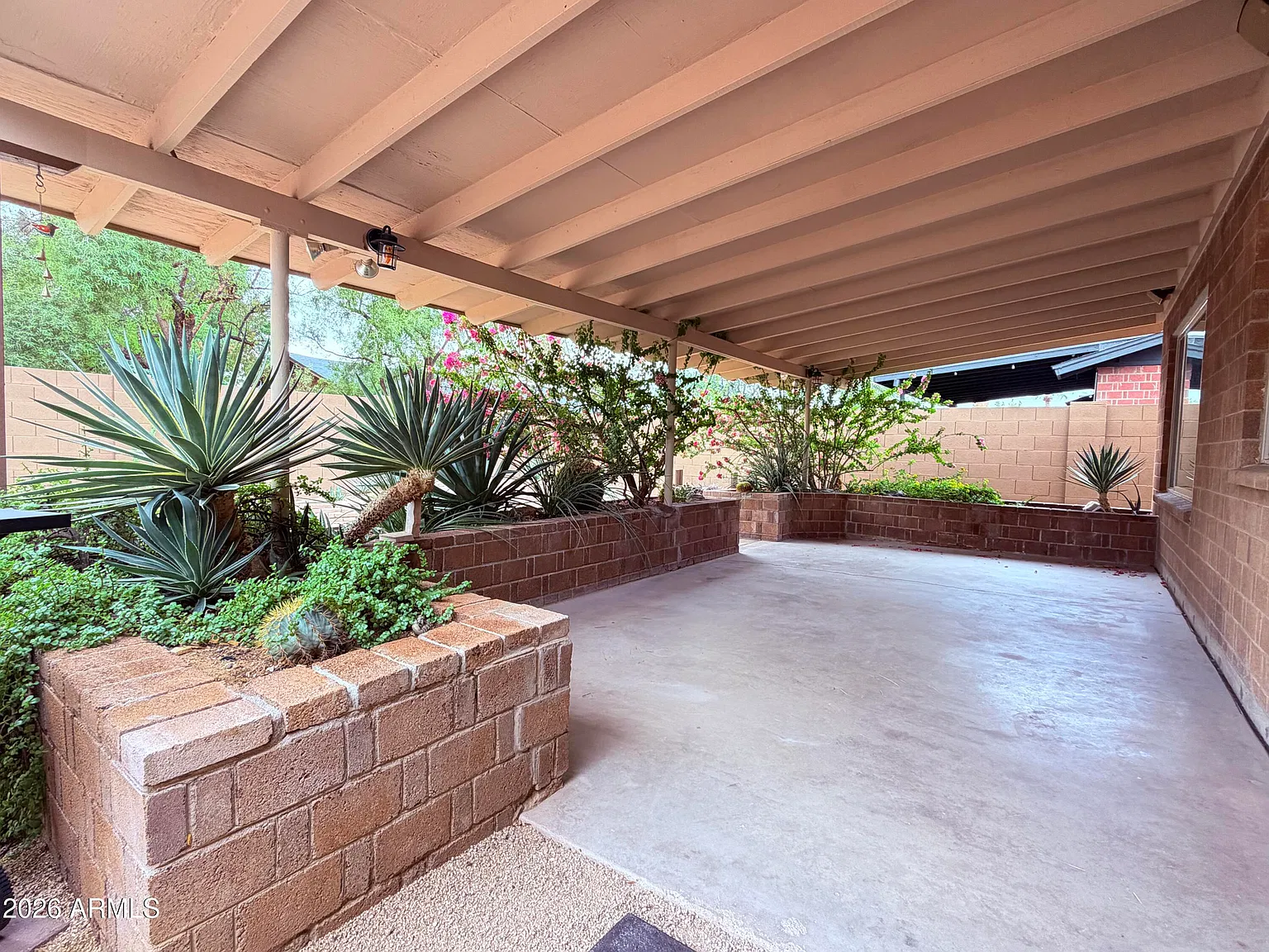 3 bed, 2.0 bath, 1372 sqft, $3,200 — Photo 4