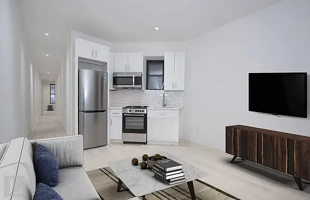 Rented by REAL New York | media 7