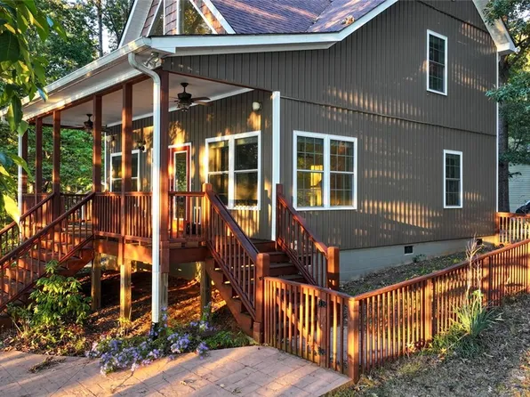 198 S Port Bass Dr, Fair Play, SC 29643