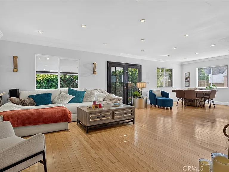 6710 Kurl Way — Photo 21