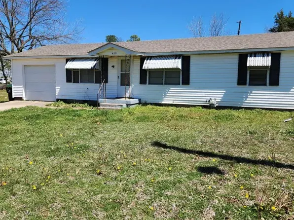 420 N Mayfair Way, Ada, OK 74820